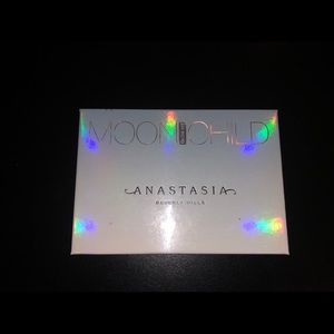 Anastasia Beverly Hills moon child palette